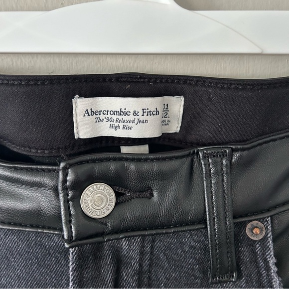 Abercrombie & Fitch Curve Love 90s relaxed jeans - Picture 3 of 7